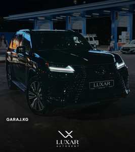 Lexus LX 600 2023 — 商家原始实拍，保留原分辨率与水印。已核对视角：前侧、驾驶舱、中控内饰、前排座椅。原条目暂缺：侧面、车尾，待商家提供同车原图。